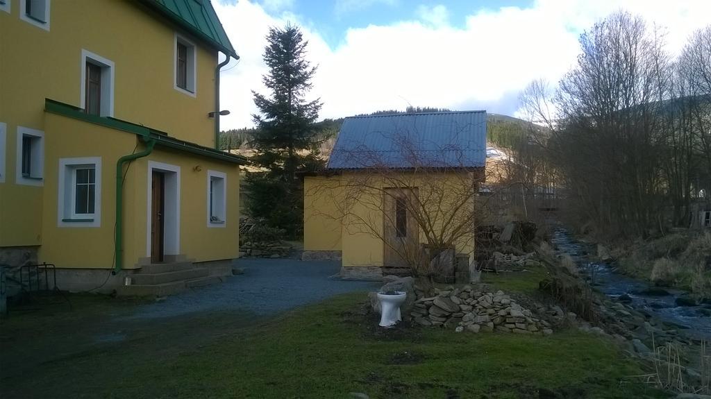Kralicka Chata Staré Město Exterior foto